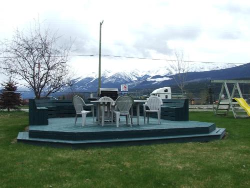 Erkély/terasz, Ponderosa Motor Inn in Golden (BC)