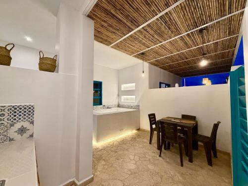 Santorini Colombiano con Jacuzzi Privado Escapada Perfecta in Doradal