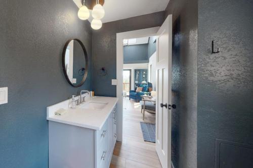 Mountain View Retreat in Durango, USA