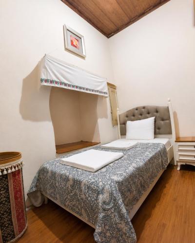 Lily Town Hotel Room Type - Single Room