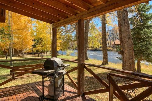 Rio River Lodge in South Fork, USA