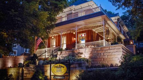 Main Street Inn in Parkville (KS)