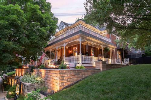 Main Street Inn - image 29
