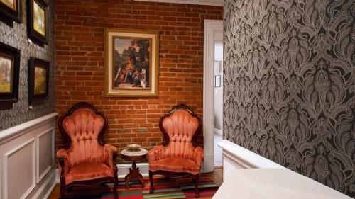 Main Street Inn - image 21