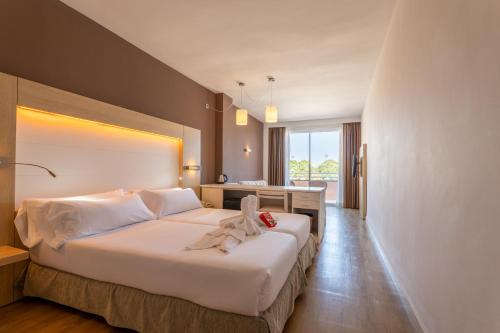 Hotel Caprice Sa Coma Park – S'Illot, NJ
