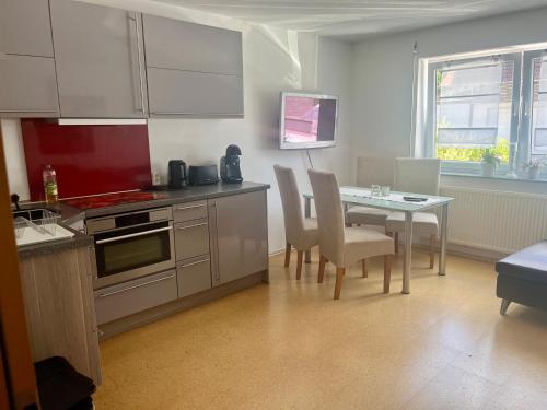 Ferienwohnung Nähe Autobahn Ruhige Lage für Familien & Monteure (Ferienwohnung Nahe Autobahn Ruhige Lage fur Familien & Monteure) in Erolzheim