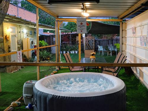 Hot tub, The Lowest Place on Earth B&B in South Dead Sea