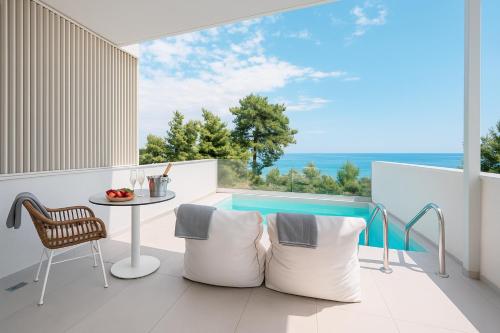 Gloria Luxury Suites Hotel de charme Kallithea Beach