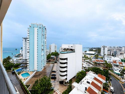 Beachside Living in the Heart of Isla Verde – khách sạn tại Cangrejo Arriba
