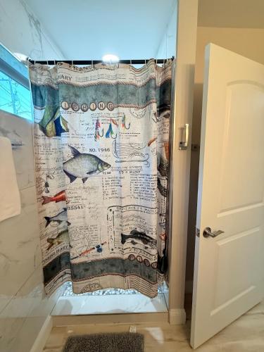 Bait Shop Cabin - 1BR Retreat Near Lake Carly in Carlyle (IL)