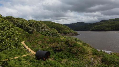 Snowdonia Shepherds Hut, Hot Tub & Sauna 2
