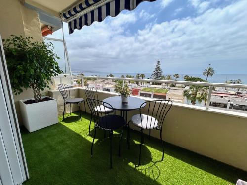 Precioso apartamento frente a la playa