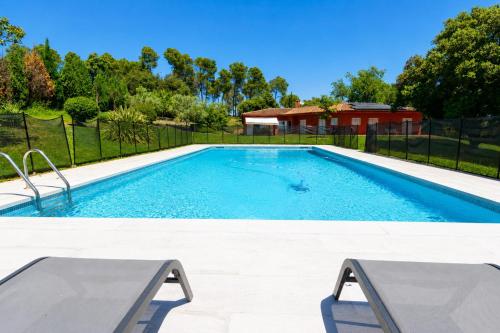 Peldbaseins, Catalunya Casas Luxury and Nature just 20km from L Escala beach in Les Olives