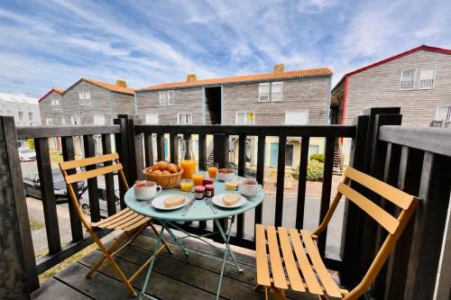 Appt lumineux avec joli balcon - proche plage