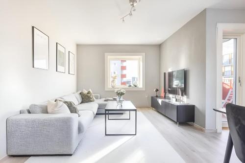 Sunny Balconies & Spacious Corner Apartment – khách sạn tại Laksevåg