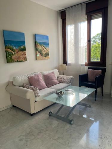 Apartmento Casuarina FIBES y Aeropuerto