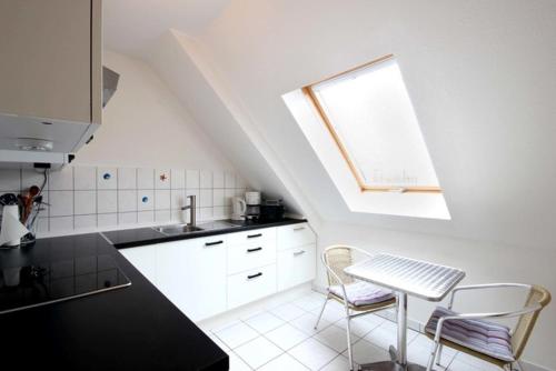 Haus Rabe by Rujana