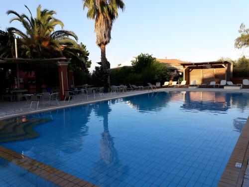 2BR Gouvia – Apt 6 chambre d'hôte Gouviá