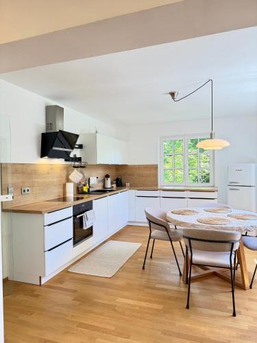 Gemütliche, moderne Wohnung in Fabrikanten Villa