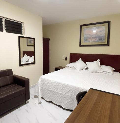 Hotel King del Centro San Miguel – khách sạn tại Jucuaran