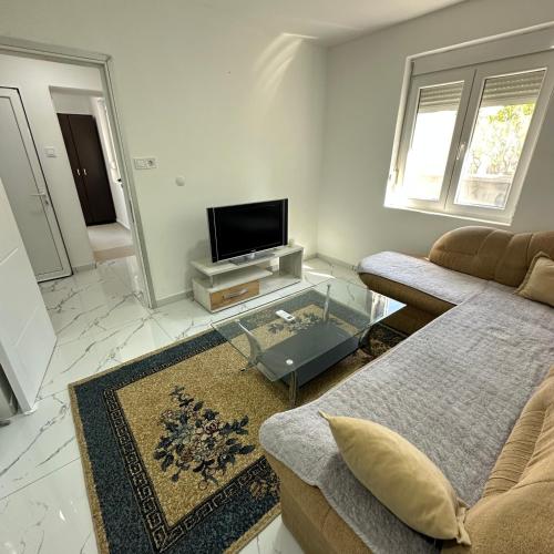 IZO Apartman Montenegro Bar