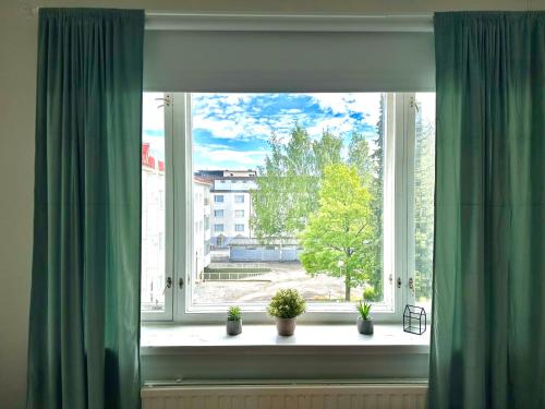 Valoisa läpitalon yksiö keskustassa, ilmainen parkkipaikka (Valoisa lapitalon yksio keskustassa, ilmainen parkkipaikka) in Seinäjoki