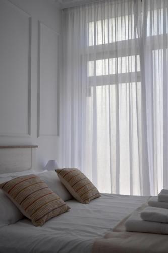 Suites Reina Victoria 23 chambre d'hôte Elechas