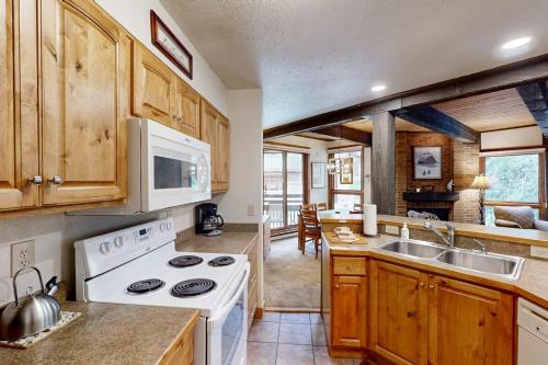 The Lodge at Steamboat by Steamboat Resorts - image 38
