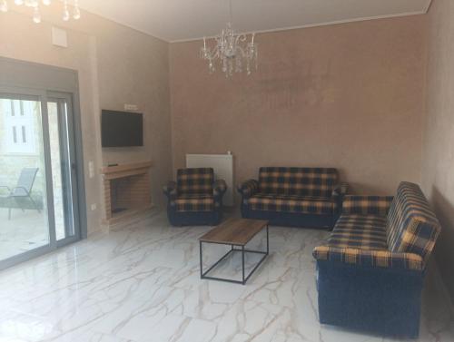 stavros house byzarkco in Chamolia (Attiki)