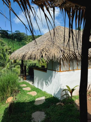 Fare Hau Lodge in 타하