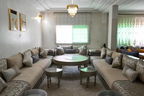 Spacieux Appartement Marocain Contemporain – khách sạn tại Mont Fleuri