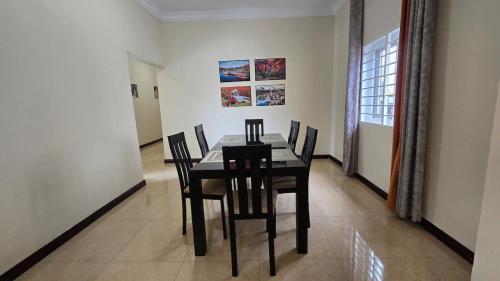 Luxury 2BR Apartment, 3 Baths, 10 Min to Airport in East Legon
