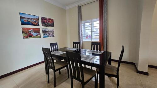 Luxury 2BR Apartment, 3 Baths, 10 Min to Airport in East Legon