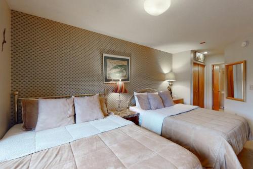 Okemo Mountain Condo in Ludlow, USA