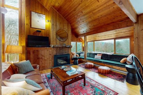 Mad River Masterpiece in Irasville, USA