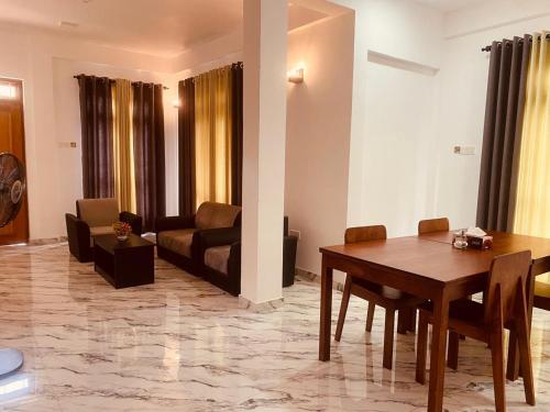 Anchorage Apartment in Galketigama