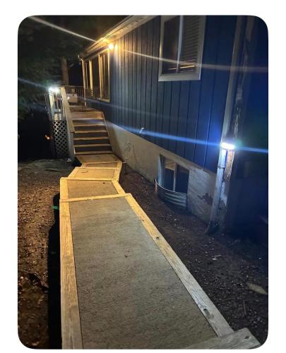 Waterfront Beach Two Story Dock Lake Anna - image 12
