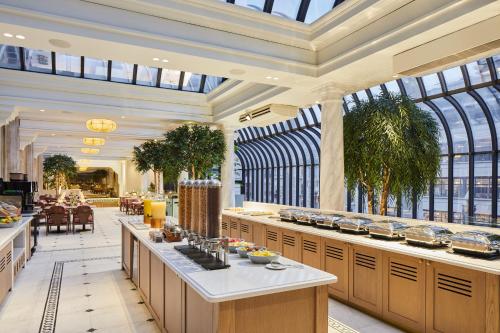 Facilities, The Dilly in Mayfair