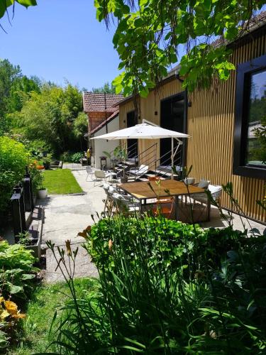 Balkons/terase, Le 10, Reflets dans l'Eau in Saint-Didier-de-la-Tour