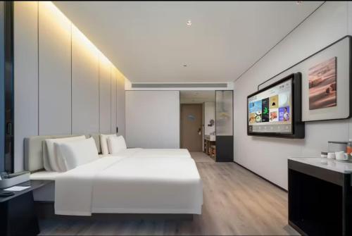 Atour Hotel Taizhou Jiaojiang Xueyuan Road