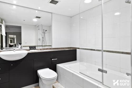 KozyGuru | Haymarket | High Level 2B APT 16 Sydney