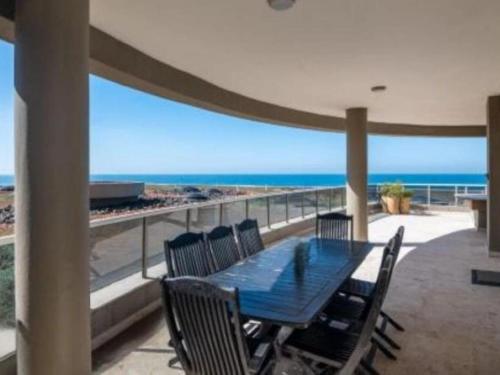 205 Ballito Manor Gardens C Breeze Holiday Letting - image 4