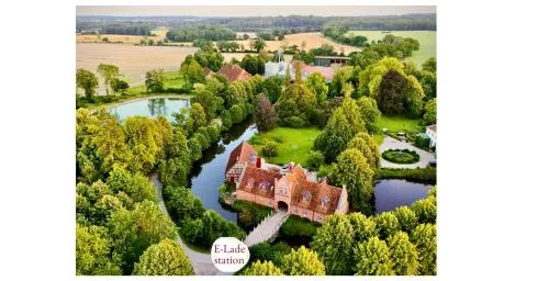 Gut Petersdorf Lensahn - ideal für Familien und Hunde - mit Kamin, Parkblick, Terrasse, eingezäuntem Garten und E-Ladestation in Lensahn, Deutschland