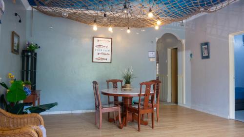 The Homestay 211 - nearby sky mirror jetty – khách sạn tại Khac