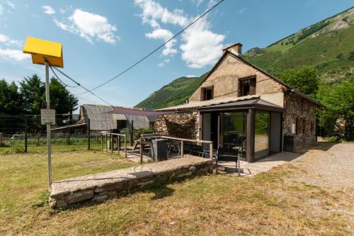 zahrada, Grange des 2 Cols - Jacuzzi - Jardin in Campan