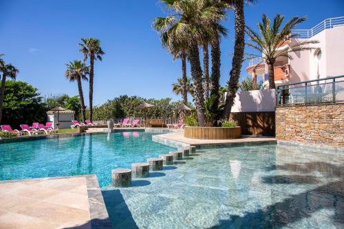 Úszómedence, Grand Hotel Les Flamants Roses Thalasso & Spa in Canet-en-Roussillon