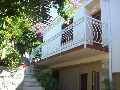 Captain's villa in 莫隆拿特