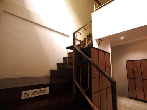 Phraya Hostel - image 12