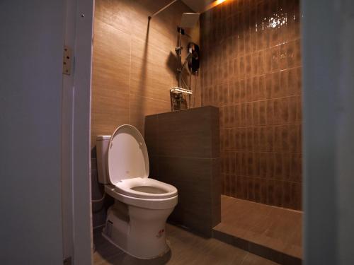 Phraya Hostel - image 7