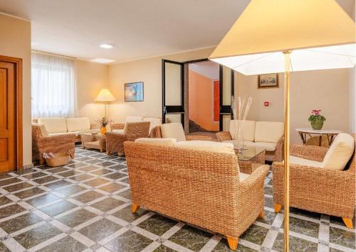 Chic Rina Sea Apartment M2 Studio sleeps 2 persons
